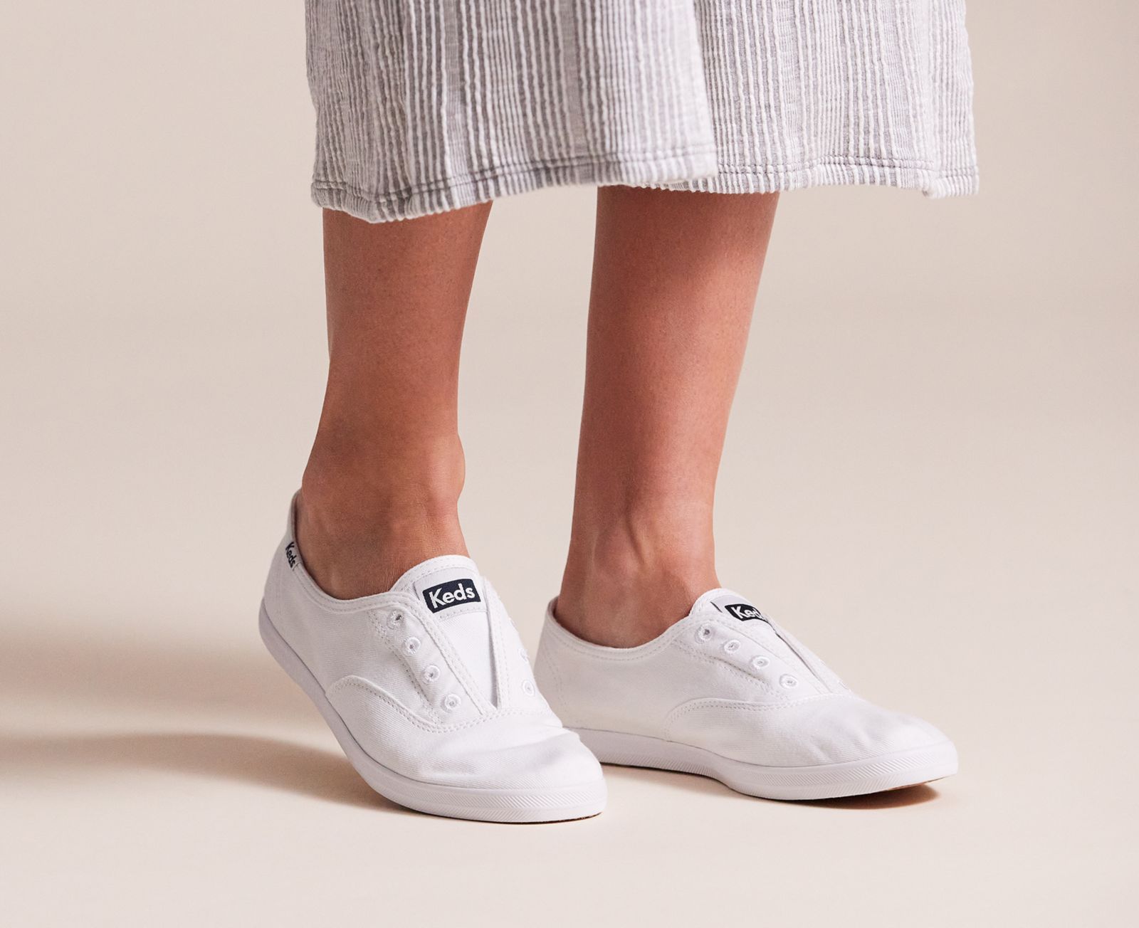 Keds Chillax Basics Feat Organic Bomull Vita | 2467BTFDS